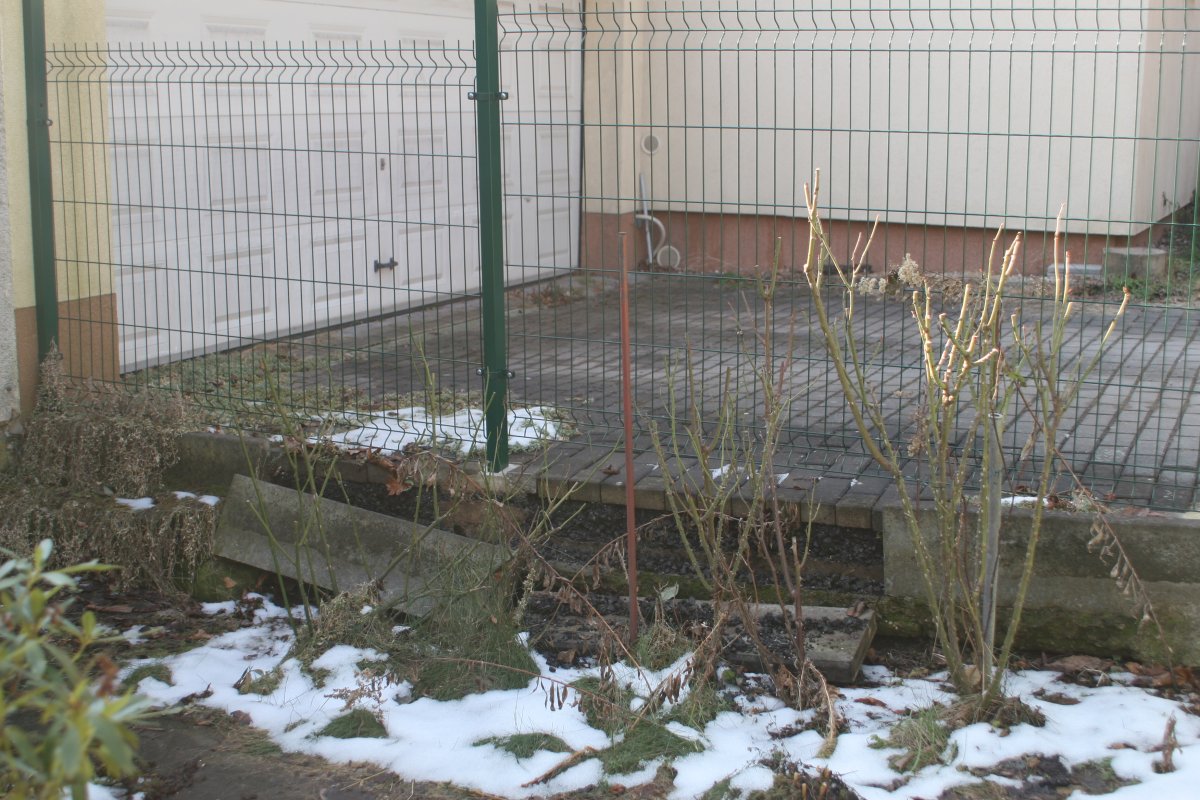 plot sousedky Ivetky